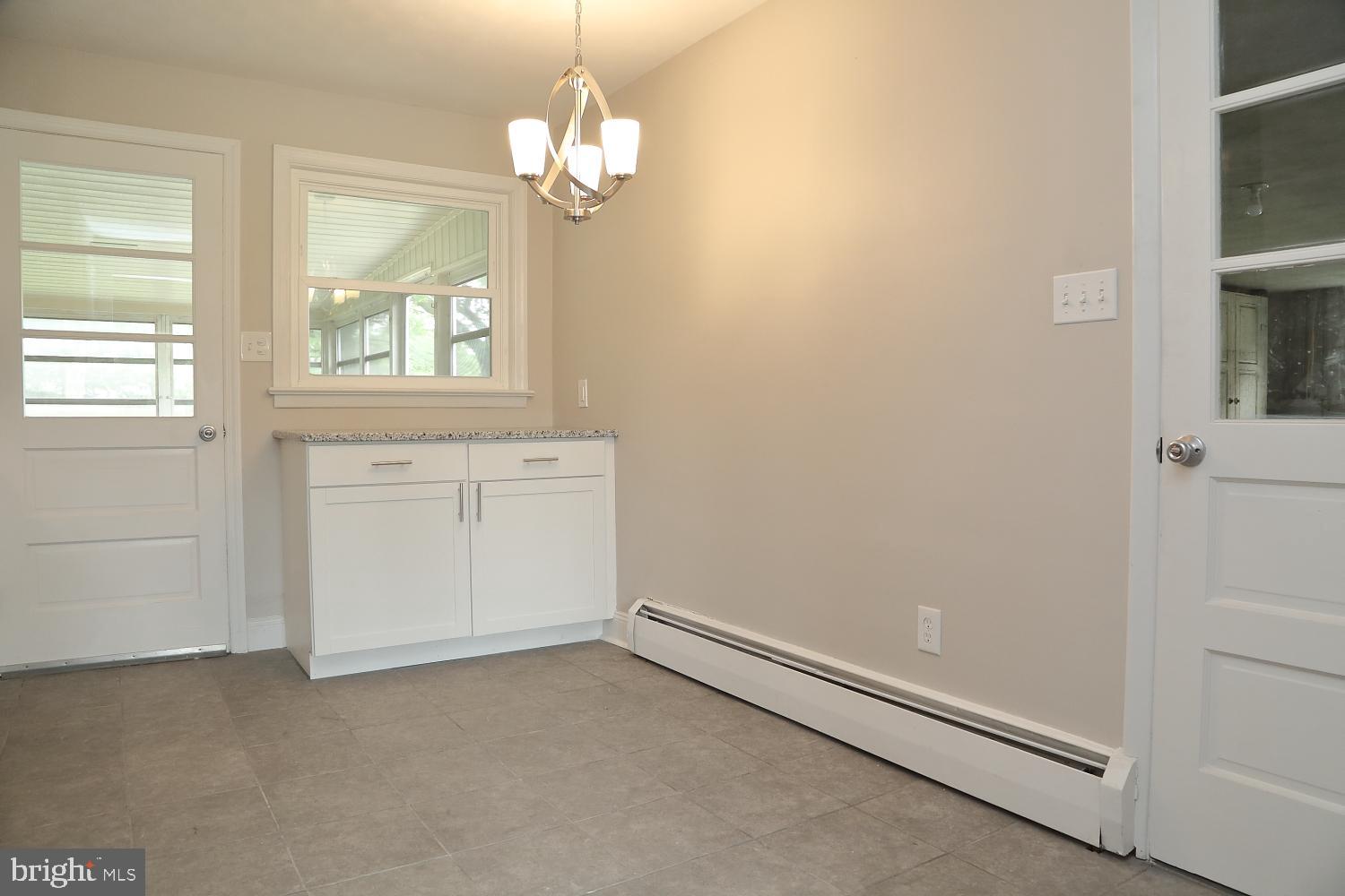 2961 East Prospect Road York, PA 17402 - Photo 9 of 24 Gallery Image 9