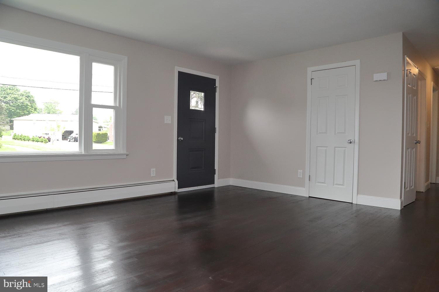 2961 East Prospect Road York, PA 17402 - Photo 10 of 24 Gallery Image 10