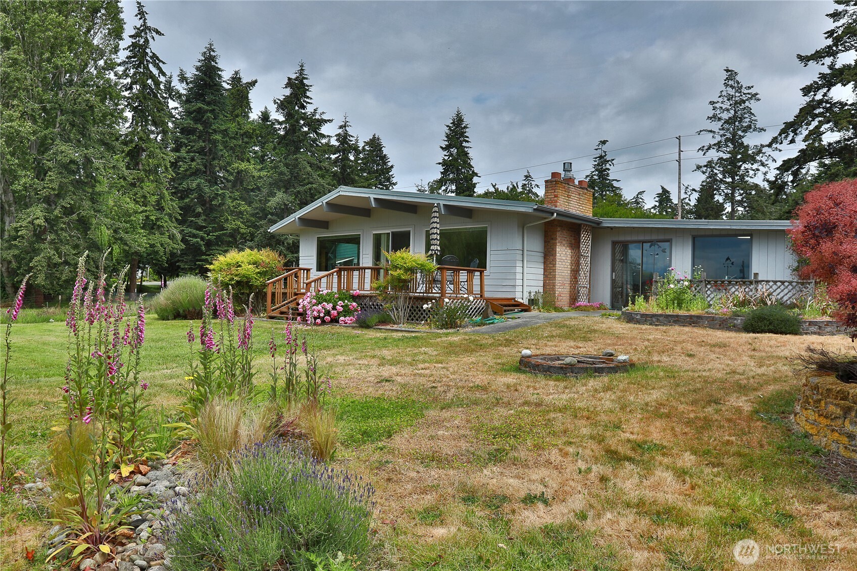 538 East Bush Point Road Freeland, WA 98249 - Photo 4 of 39