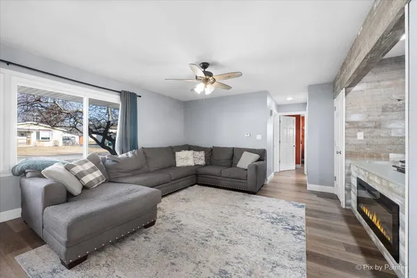 $262,000 | 309 West School Street, Plano, IL 60545