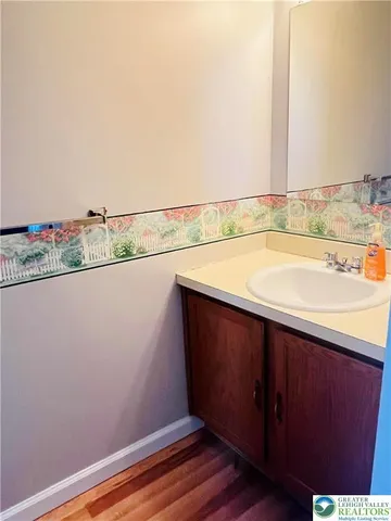 $2,250 | 17 Fort Lee Court, Easton, PA 18040