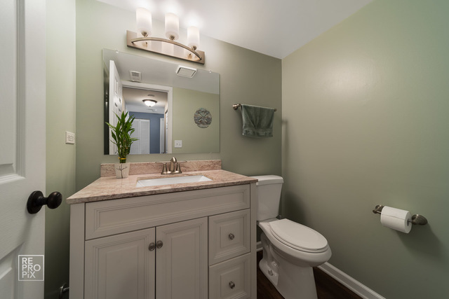 1145 John Drive Hoffman Estates, IL 60169 - Photo 21 of 24