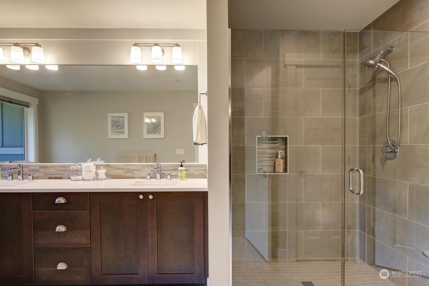 7904 203rd Street Southwest Edmonds, WA 98026 - Photo 21 of 33 Gallery Image 21