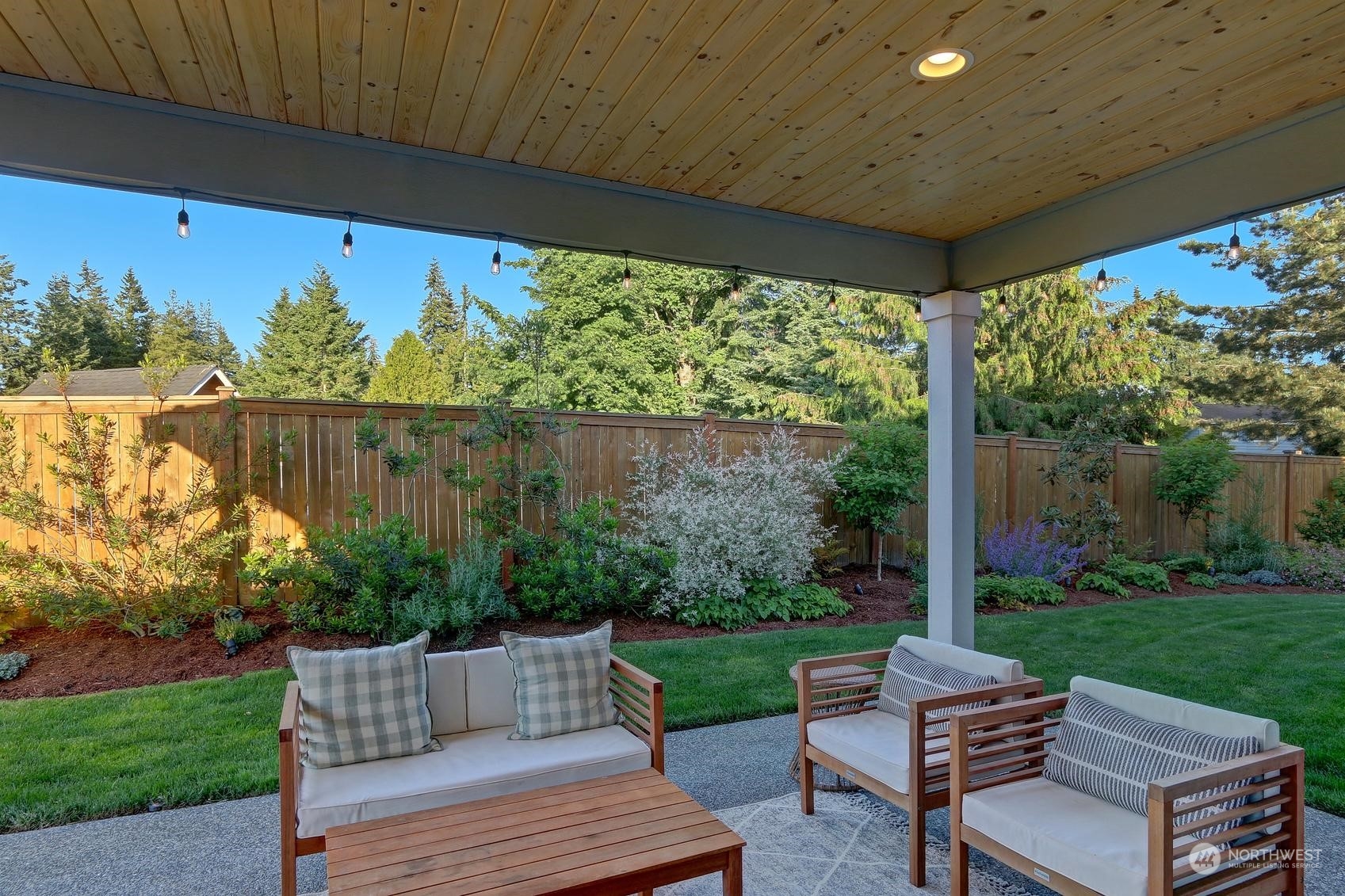 7904 203rd Street Southwest Edmonds, WA 98026 - Photo 29 of 33 Gallery Image 29