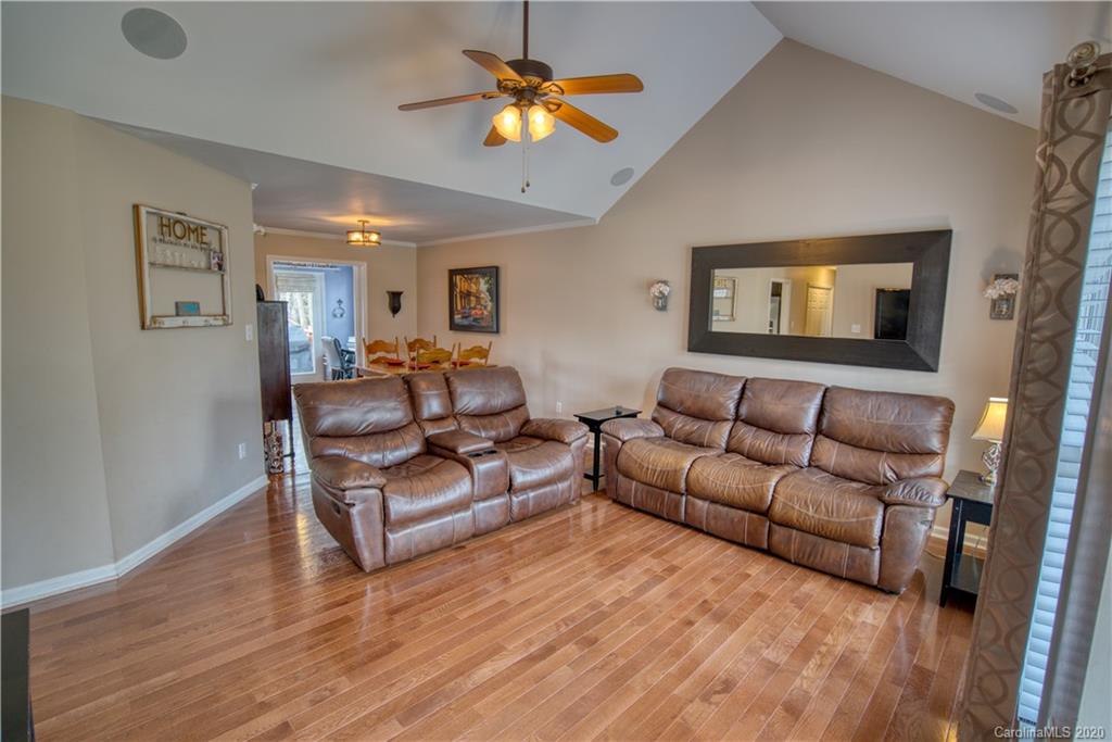 2650 South Point Road Belmont, NC 28012 - Photo 3 of 32 Gallery Image 3