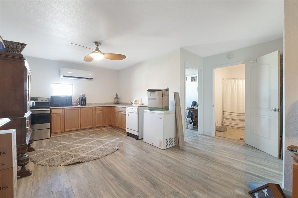 5590 Farm To Market 580 Kempner, TX 76539 - Photo 23 of 30 apartment kitchen