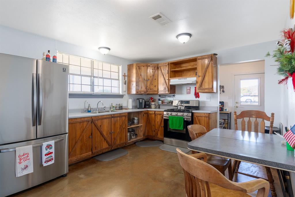 5590 Farm To Market 580 Kempner, TX 76539 - Photo 8 of 30