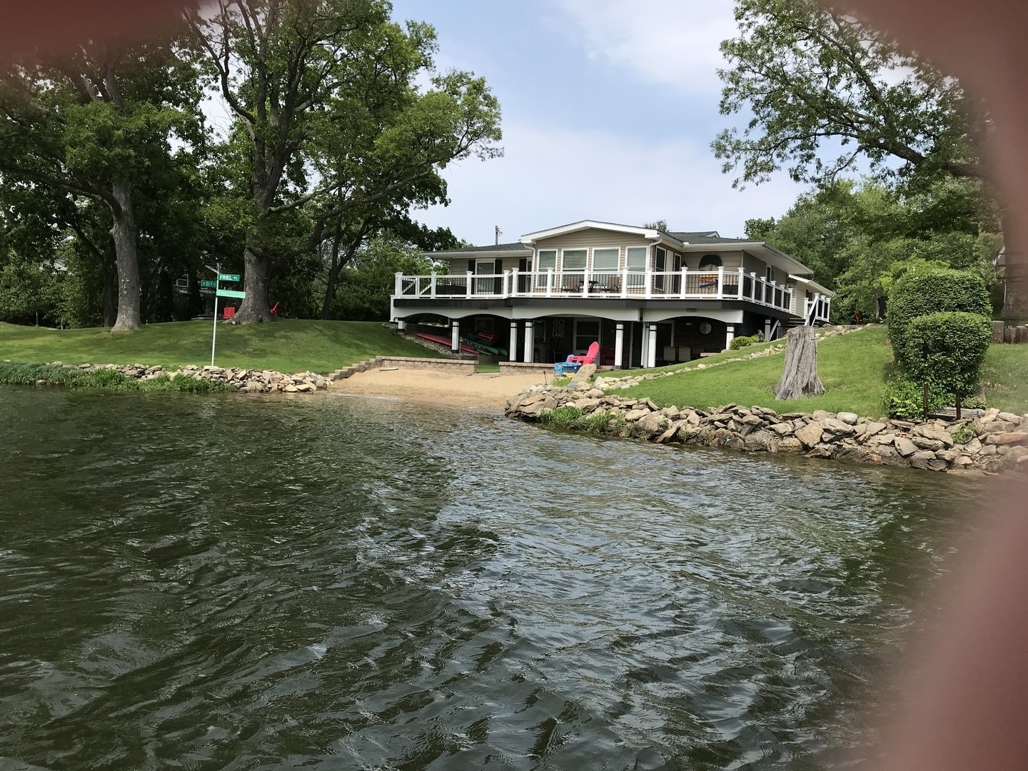 117 Comanche Trail Loda, IL 60948 - Photo 21 of 21 a front view of a house with a yard