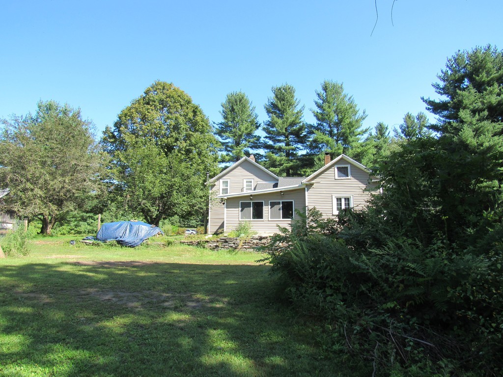 62 Old Chester Road Huntington, MA 01050 - Photo 4 of 30
