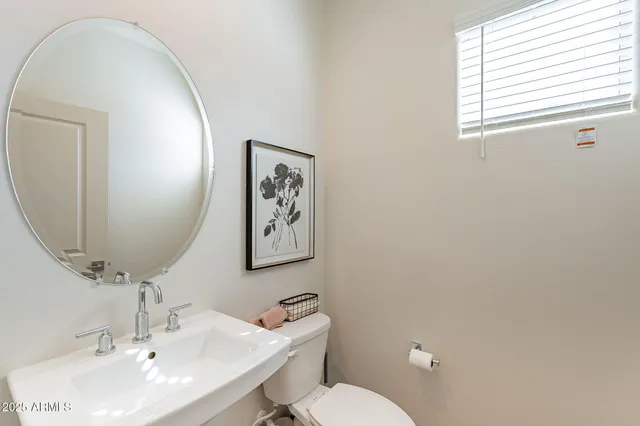 $569,900 | 645 North Vine Street, Chandler, AZ 85225