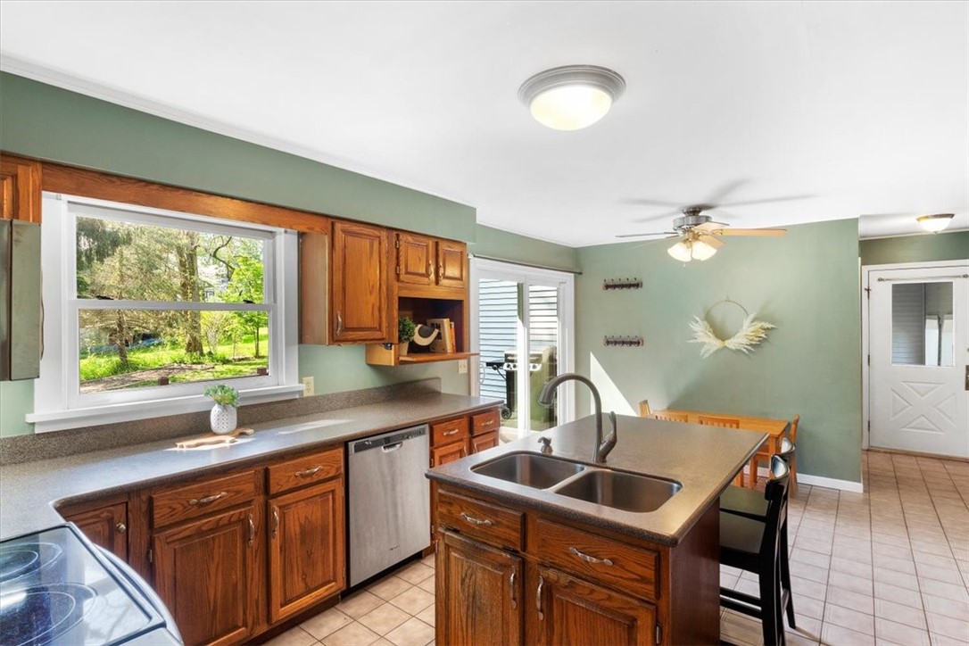 2 Stony Ridge Drive Mendon, NY 14472 - Photo 11 of 49