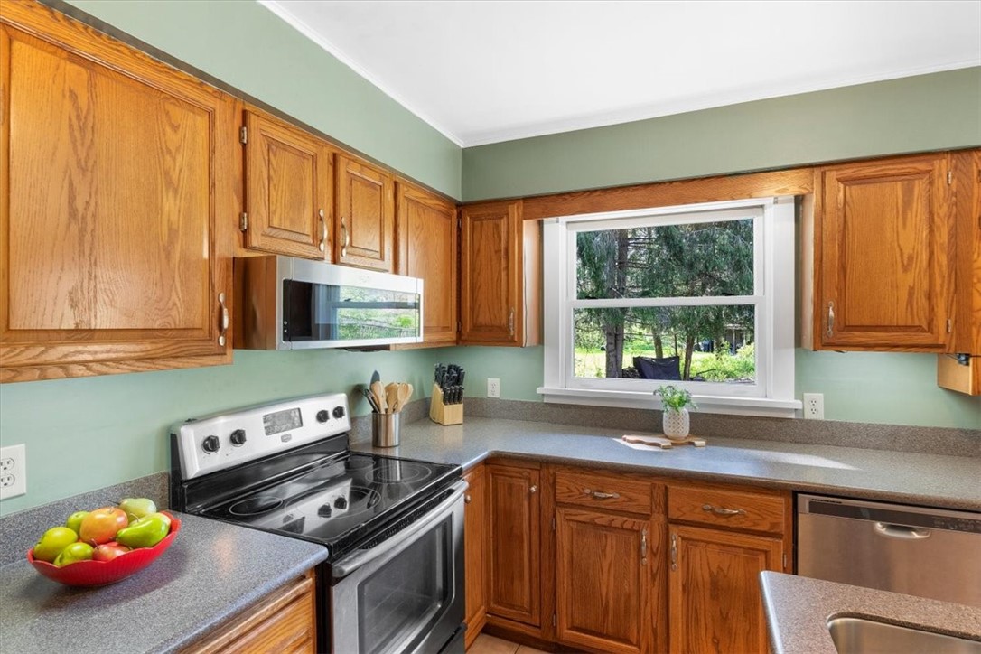 2 Stony Ridge Drive Mendon, NY 14472 - Photo 15 of 49