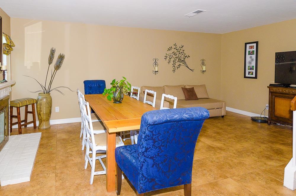 13625 Sycamore Tree Lane Poway, CA 92064 - Photo 11 of 24 Gallery Image 11