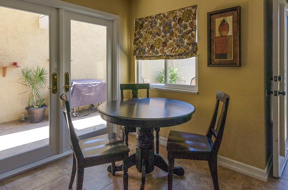 13625 Sycamore Tree Lane Poway, CA 92064 - Photo 4 of 24 Gallery Image 4