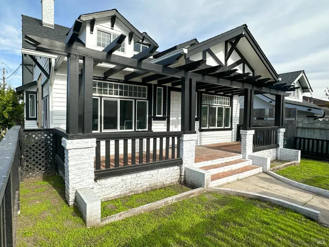 $1,074,900 | 898 West Franklin Street, Monterey, CA 93940