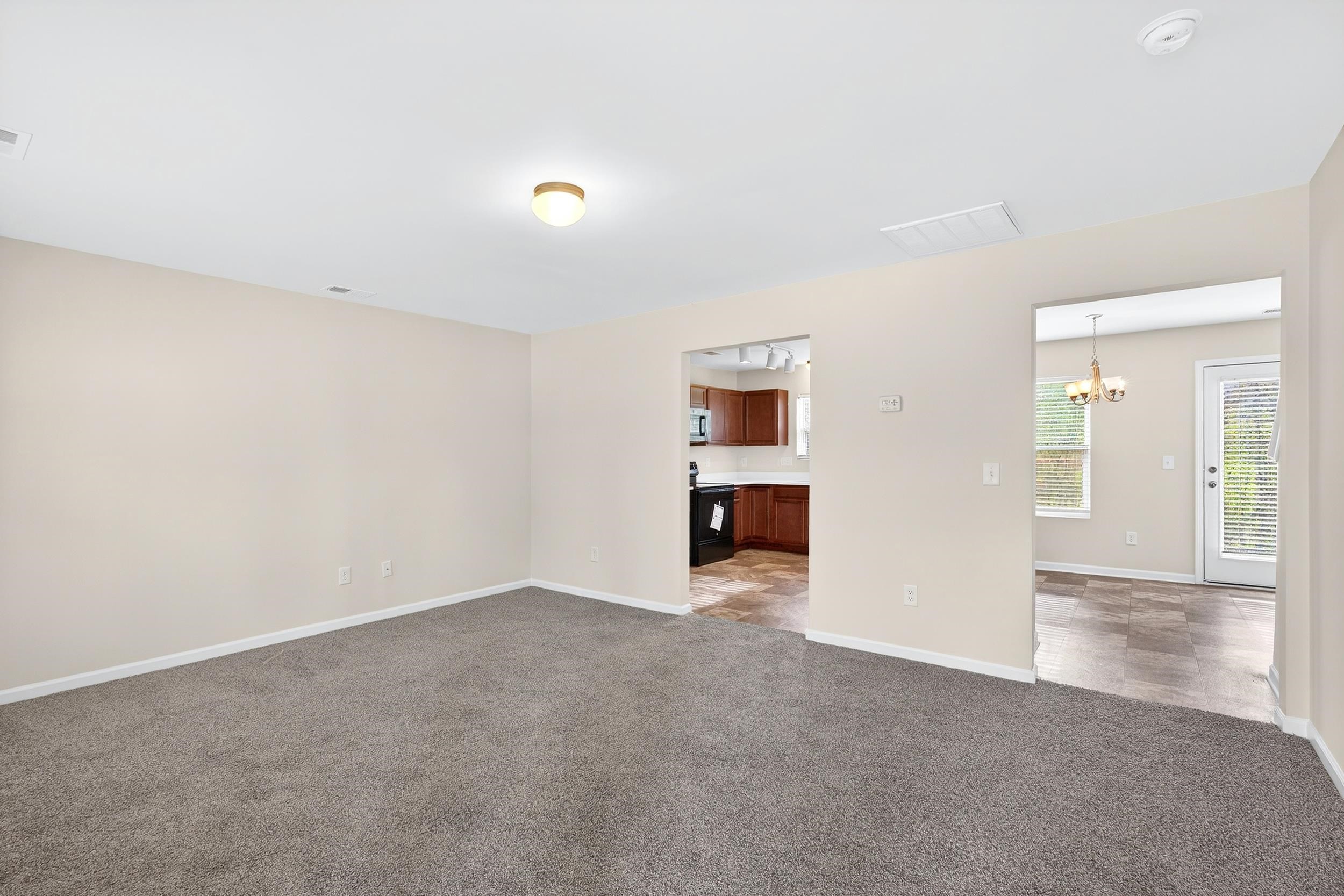 194 Old Timber Road Woodruff, SC 29388 - Photo 2 of 28