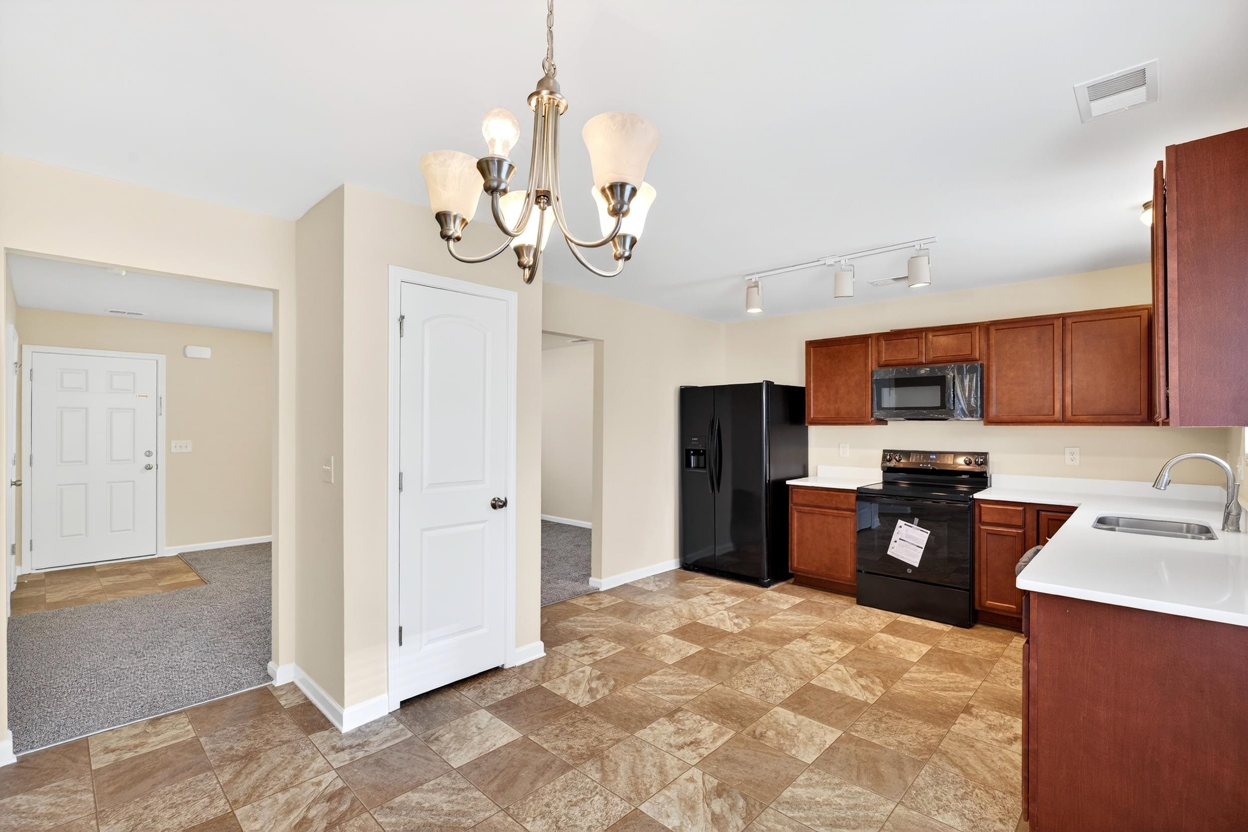 194 Old Timber Road Woodruff, SC 29388 - Photo 7 of 28