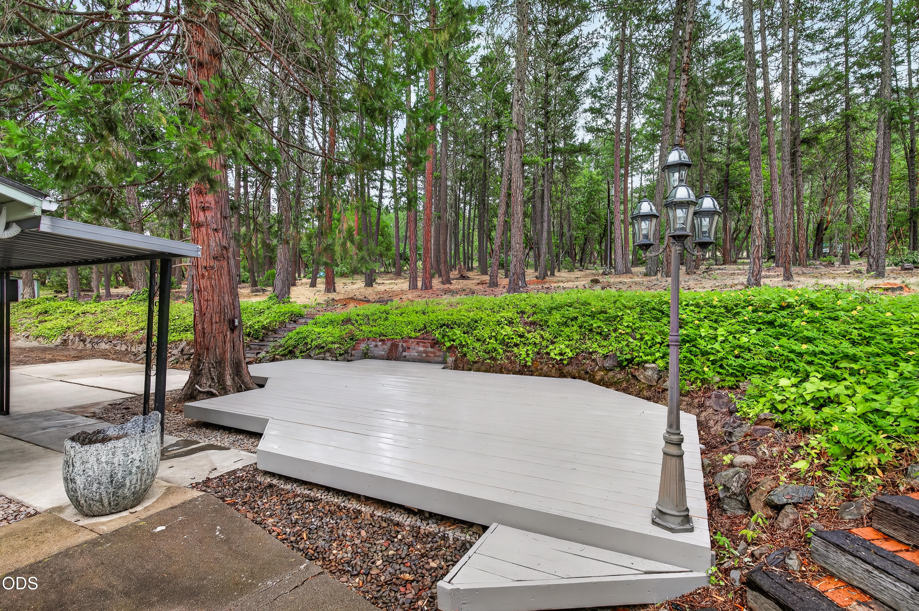 981 Upper Applegate Road Jacksonville, OR 97530 - Photo 21 of 36