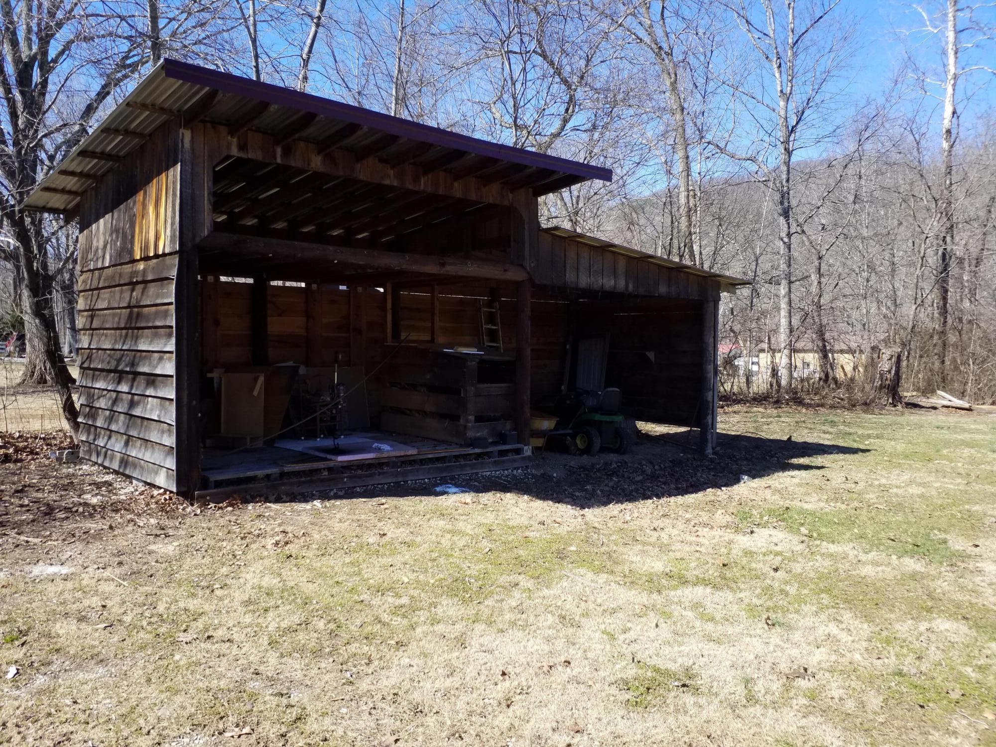 4010 Bendemeer Road Salem, VA 24153 - Photo 20 of 24 20220228_120148