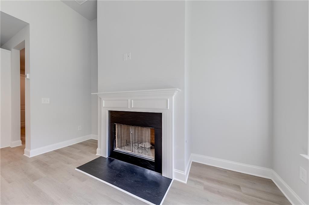 114 Classic Overlook Homer, GA 30547 - Photo 13 of 39 a room with a fireplace