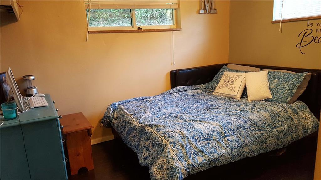 19 Patterson Road Finleyville, PA 15332 - Photo 9 of 20 2nd bedroom. Pella doors and windows throughout.
