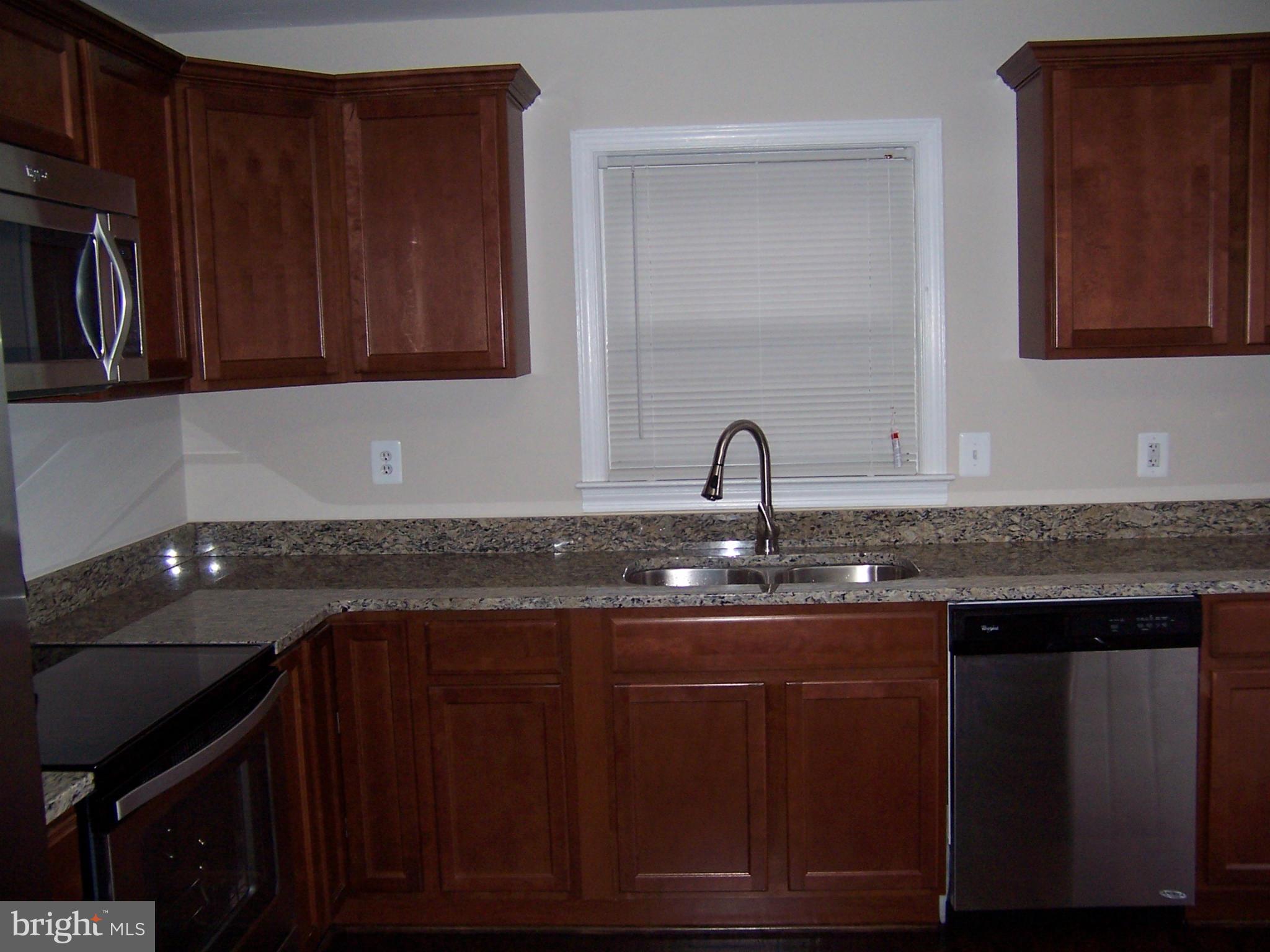 25 Pendleton Road Fredericksburg, VA 22405 - Photo 3 of 23 Kitchen