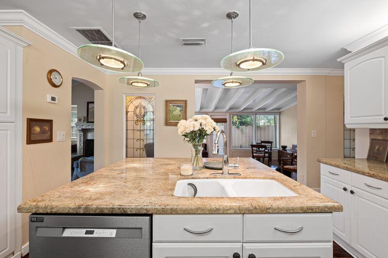 322 Valencia Road West Palm Beach, FL 33401 - Photo 12 of 36 KITCHEN ISLAND