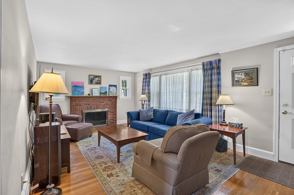 90 Lowell Street Andover, MA 01810 - Photo 6 of 27