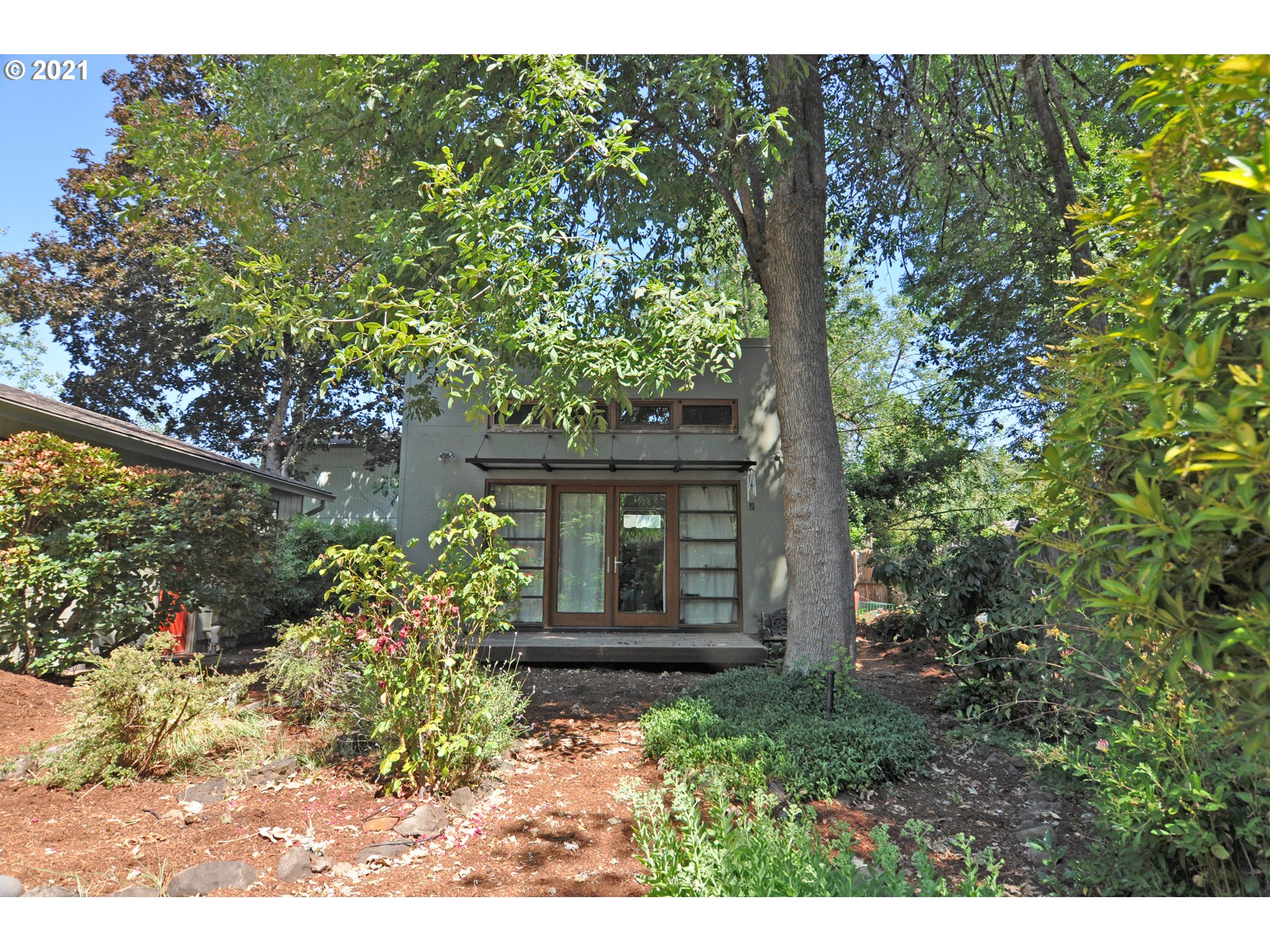 4019 Dillard Road Eugene, OR 97405 - Photo 24 of 24 Gallery Image 24