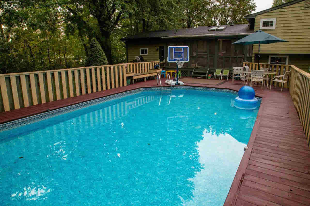 7246 Coldwater Road Flushing, MI 48433 - Photo 53 of 61 21376950-52.JPG