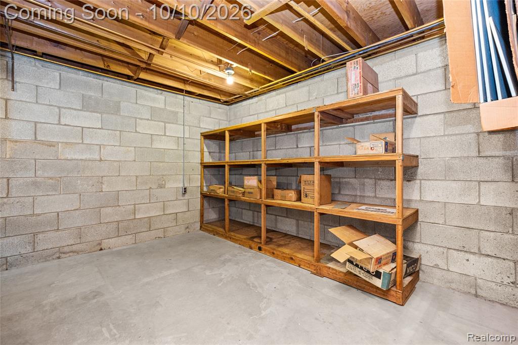 11850 Clinton River Road Sterling Heights, MI 48313 - Photo 43 of 62 Gallery Image 43