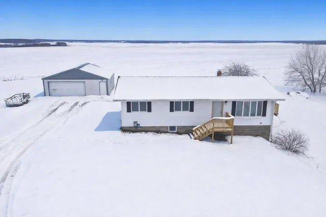 $209,900 | 4627 West Co Road, Daggett, MI 49821