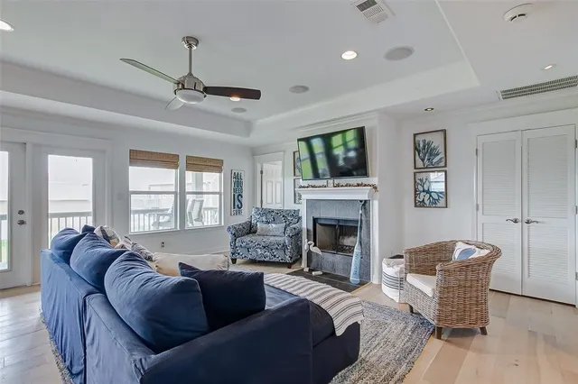 $485,000 | 963 Palm Ridge Drive, Crystal Beach, TX 77650