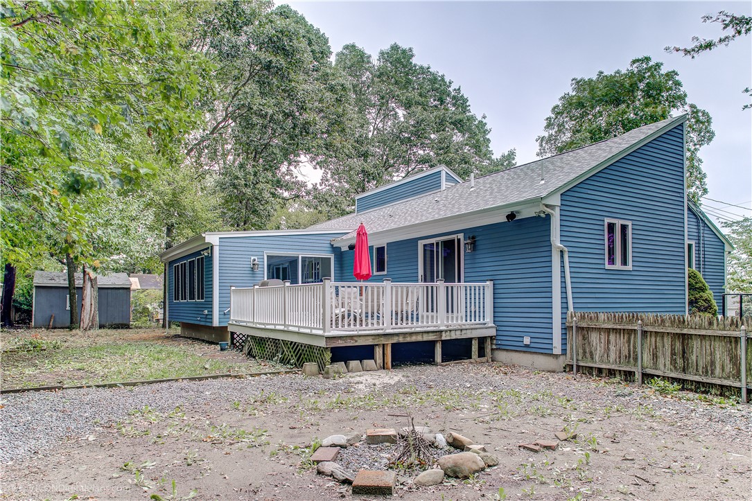 47 Cedar Drive Bristol, RI 02809 - Photo 39 of 47