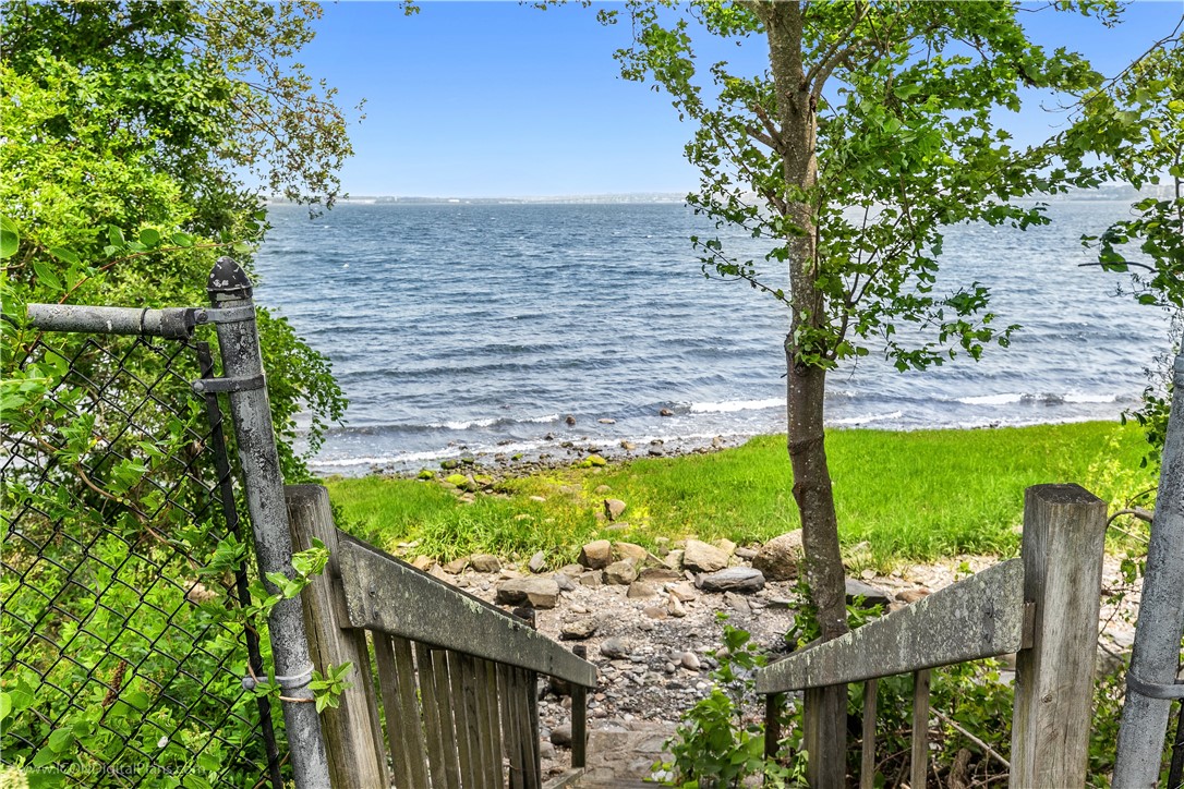 47 Cedar Drive Bristol, RI 02809 - Photo 41 of 47