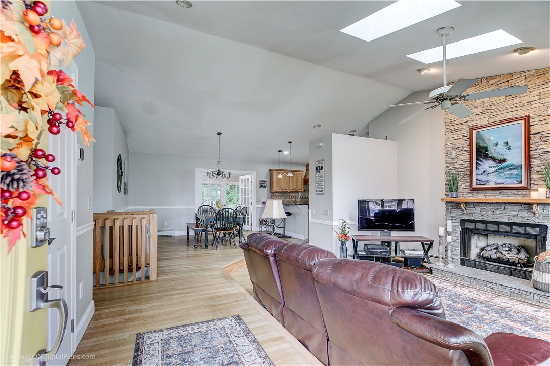 47 Cedar Drive Bristol, RI 02809 - Photo 5 of 47