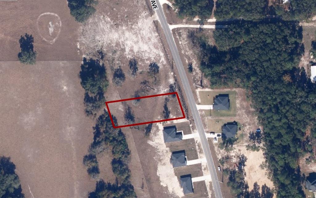 Southeast 8th Avenue Melrose, FL 32666 - Photo 2 of 5 a bird view of a house