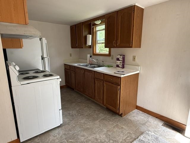 5274 S Road Corinth, VT 05033 - Photo 4 of 13