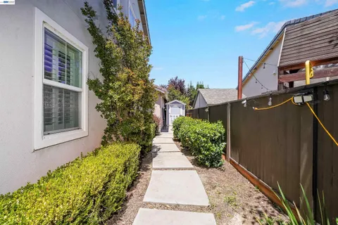 $874,000 | 321 Myrtle Lane, Oakley, CA 94561