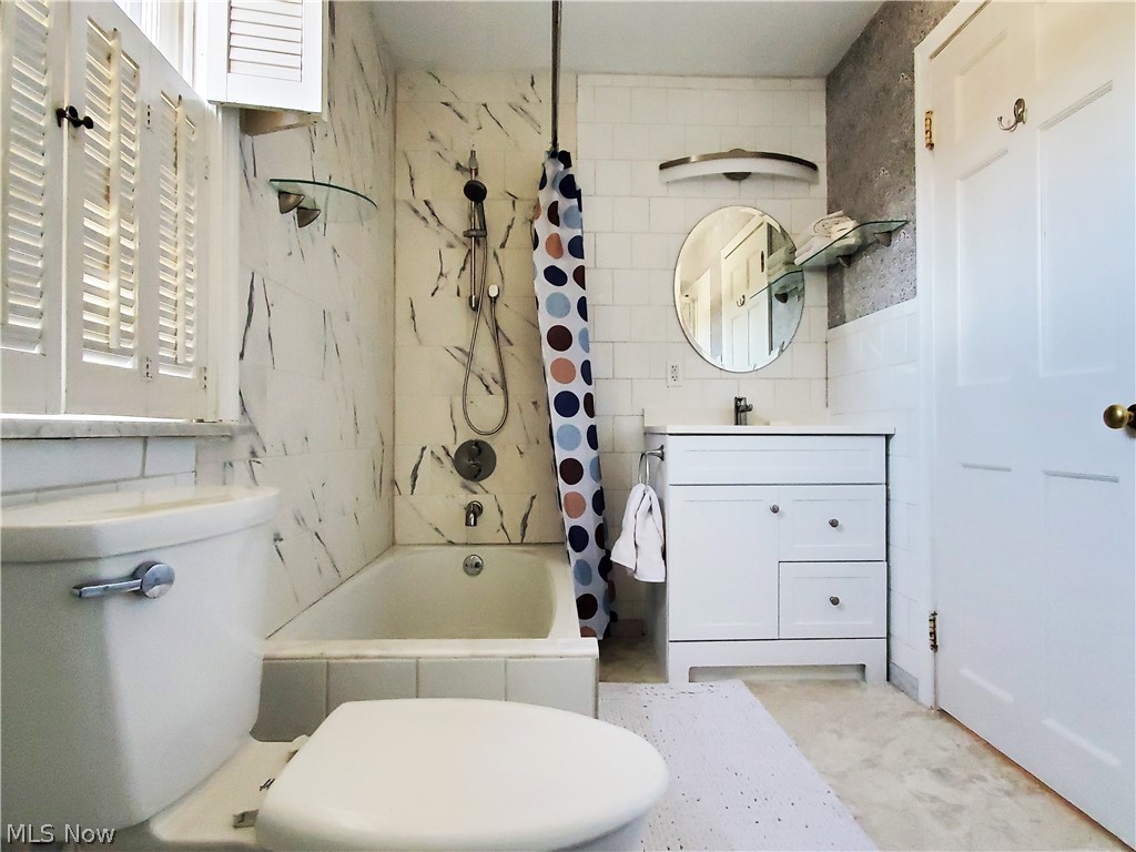 3326 Avalon Road Cleveland, OH 44120 - Photo 9 of 28 Gallery Image 9