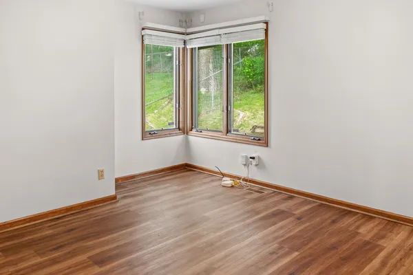 $255,000 | 4803 Taylor Street, Davenport, IA 52806