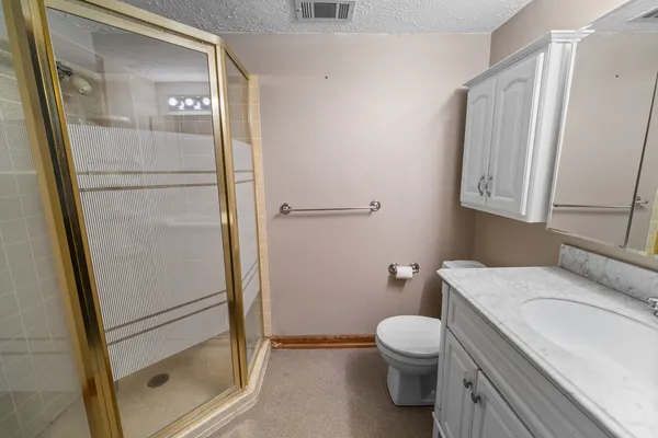 $255,000 | 4803 Taylor Street, Davenport, IA 52806