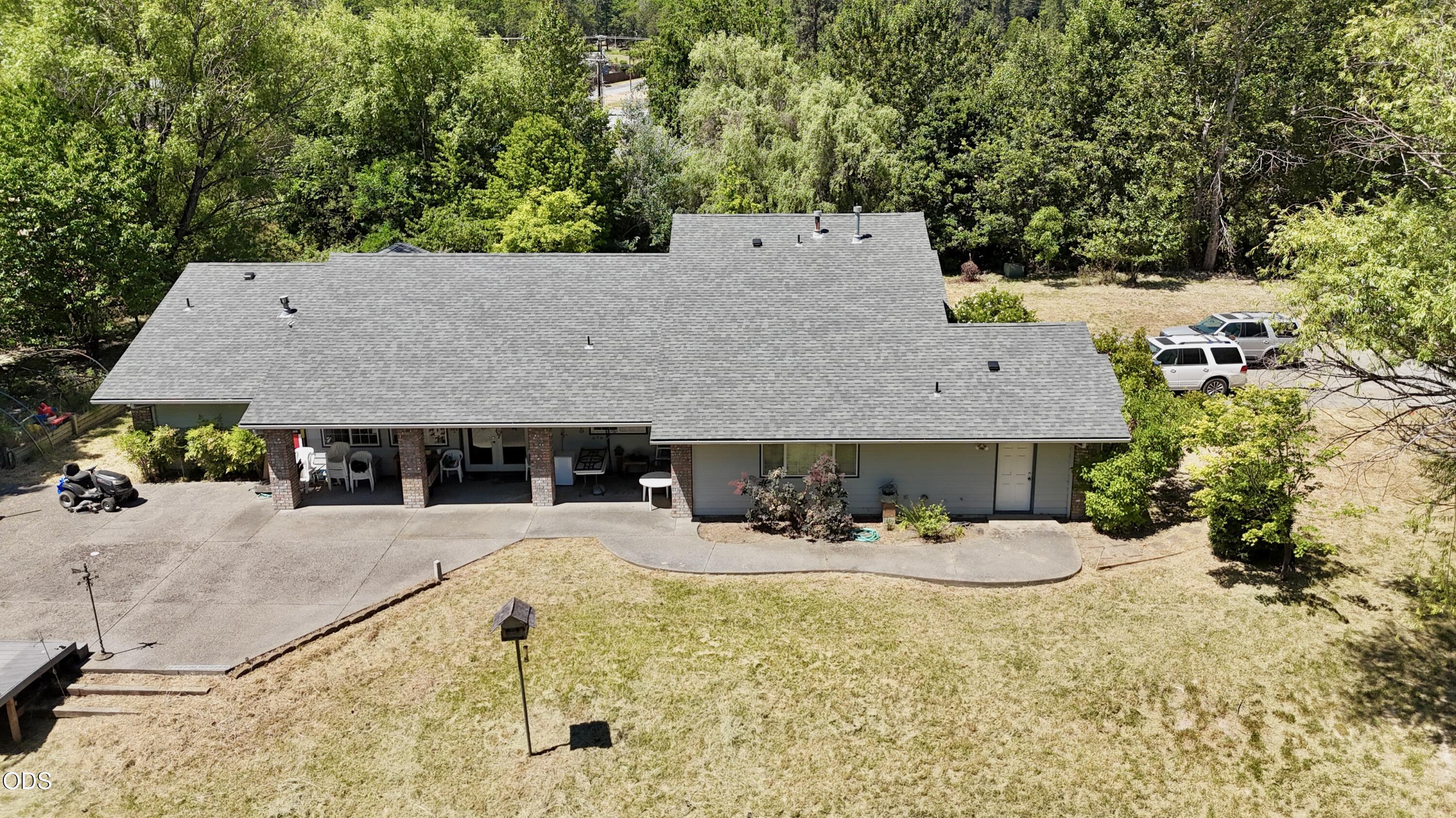 2075 Southwest Allen Creek Road Grants Pass, OR 97527 - Photo 1 of 30