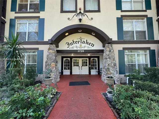 $1,425 | 3720 Inverrary Drive, Unit 1N, Lauderhill, FL 33319