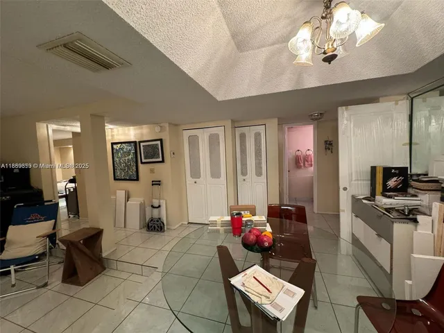 $1,425 | 3720 Inverrary Drive, Unit 1N, Lauderhill, FL 33319