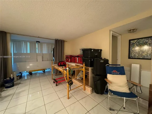 $1,425 | 3720 Inverrary Drive, Unit 1N, Lauderhill, FL 33319
