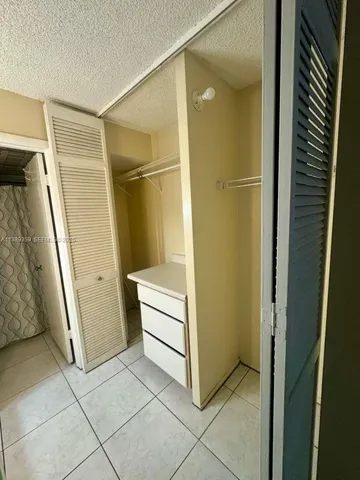 $1,425 | 3720 Inverrary Drive, Unit 1N, Lauderhill, FL 33319