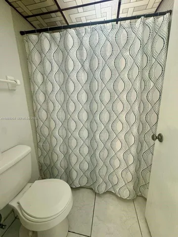 $1,425 | 3720 Inverrary Drive, Unit 1N, Lauderhill, FL 33319