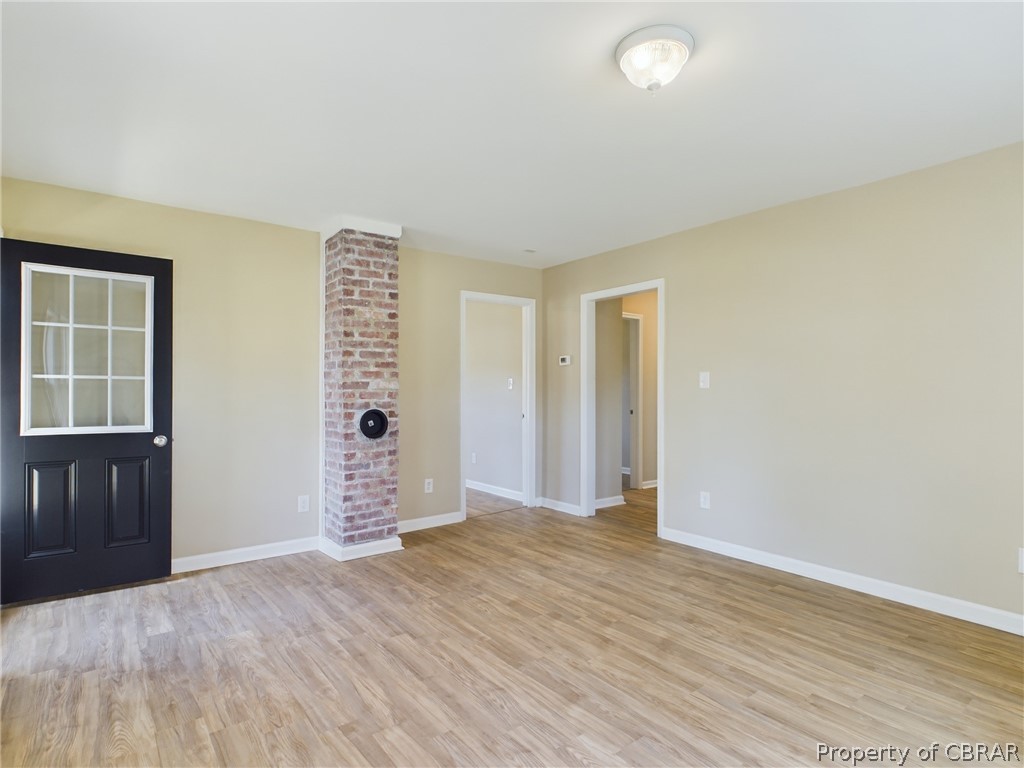 6864 Fields Landing Road Hayes, VA 23072 - Photo 11 of 34