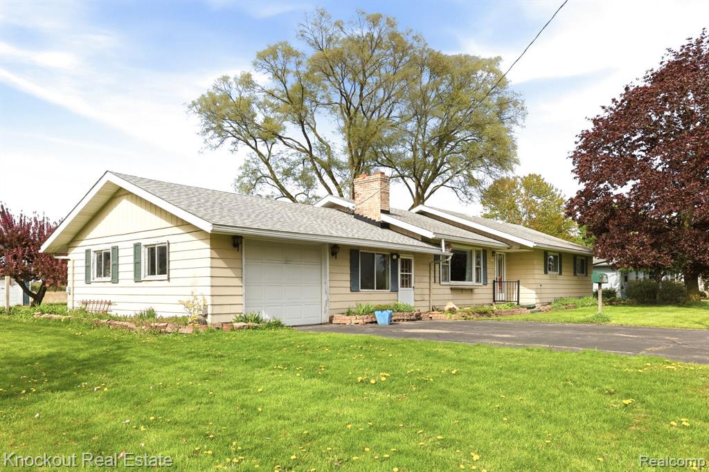 10051 Canada Road Birch Run, MI 48415 - Photo 5 of 54 Gallery Image 5